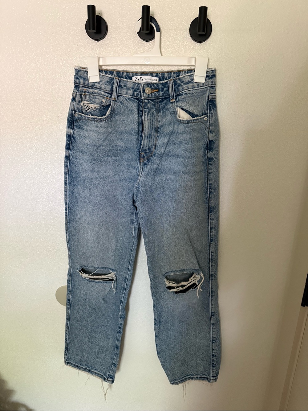 Zara Light Wash Distressed Straight Jeans